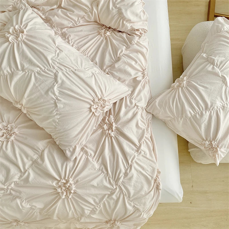 3D Twist Flower Pinch Pleated Bedding Set | Luxury Duvet Cover Queen & Double Size