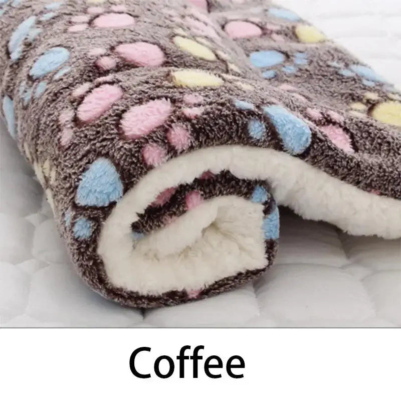 Soft Fleece Dog & Cat Sleeping Mat | Washable Warm Bear Pattern Pet Blanket