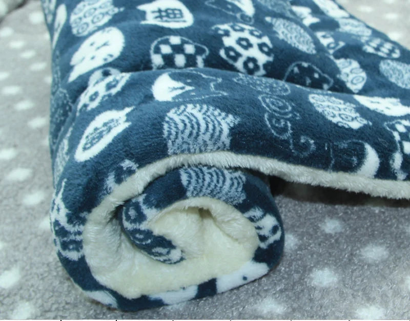 Flannel Dog Bed & Sleeping Mat | Thickened Blanket Rug for Small, Medium & Large Dogs
